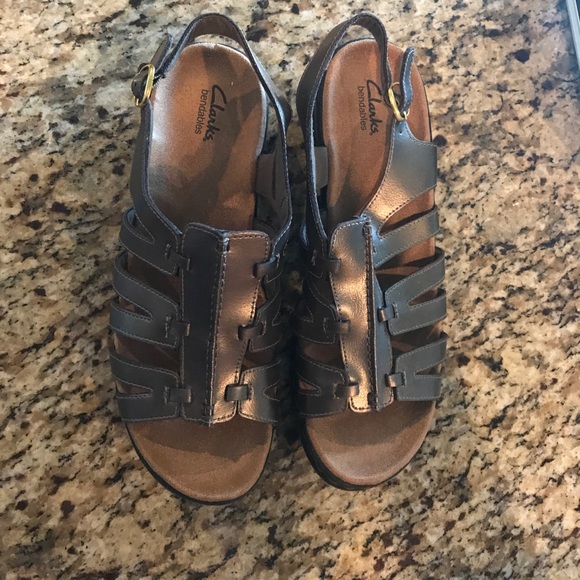 clarks bronze sandals